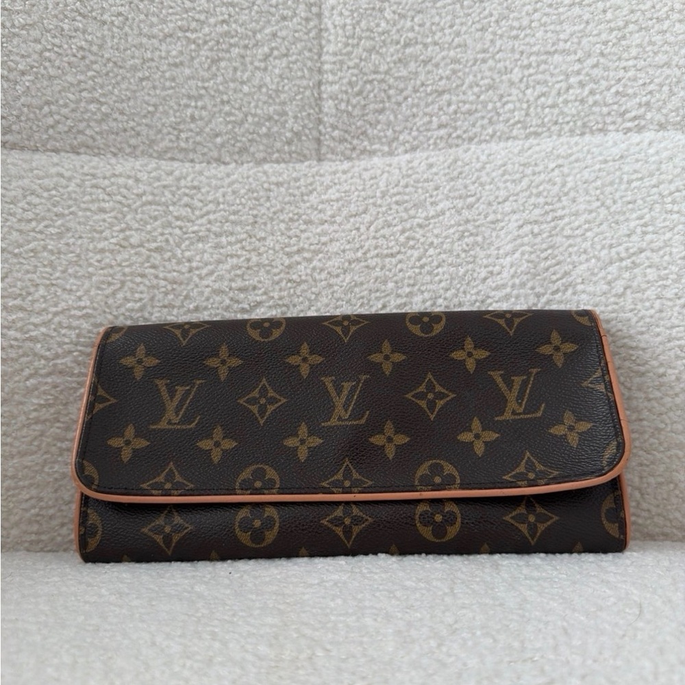 Louis Vuitton Brown Monogram Clutch GM